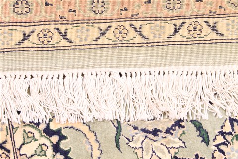 Tabriz Beige Hand Knotted 80 X 100  Area Rug 254-30092 Image 6