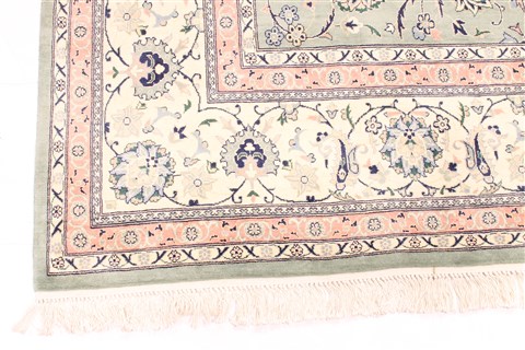 Tabriz Beige Hand Knotted 80 X 100 Area Rug 254-30095 Image 1