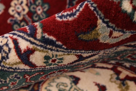 Tabriz Beige Hand Knotted 71 X 101 Area Rug 254-30099 Image 10