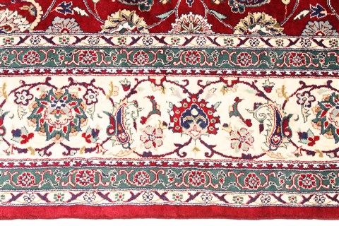 Tabriz Beige Hand Knotted 71 X 101 Area Rug 254-30099 Image 3