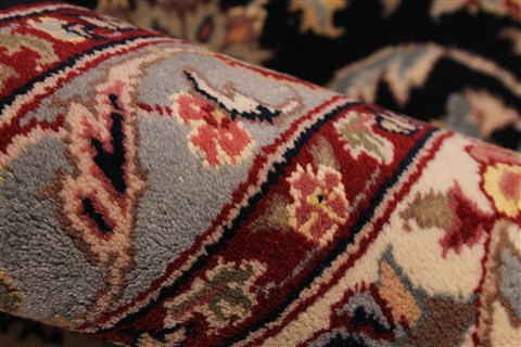 Tabriz Purple Hand Knotted 80 X 102 Area Rug 254-30100 Image 11