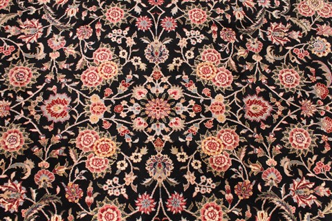 Tabriz Purple Hand Knotted 80 X 102 Area Rug 254-30100 Image 2