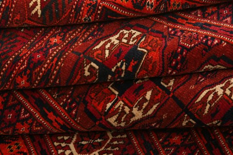 Bokhara Red Hand Knotted 35 X 411 Area Rug 253-30101 Image 3