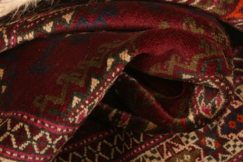 Yamouth Red Hand Knotted 36 X 62 Area Rug 253-30103 Image 1