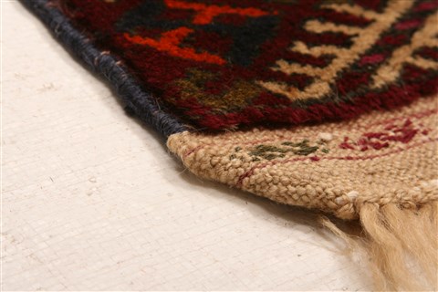 Yamouth Red Hand Knotted 36 X 62 Area Rug 253-30103 Image 7