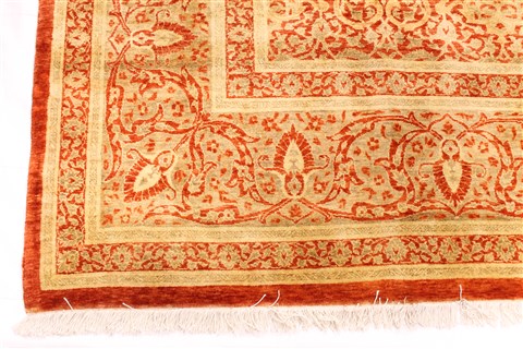 Tabriz Beige Hand Knotted 81 X 102 Area Rug 254-30107 Image 1