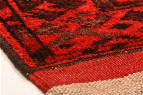 Bokhara Red Hand Knotted 35 X 43 Area Rug 253-30112 Image 1