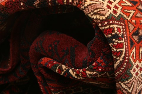 Kunduz Red Hand Knotted 47 X 64 Area Rug 253-30116 Image 1