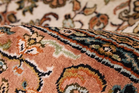 Kashmir Beige Hand Knotted 120 X 180 Area Rug 254-30126 Image 4