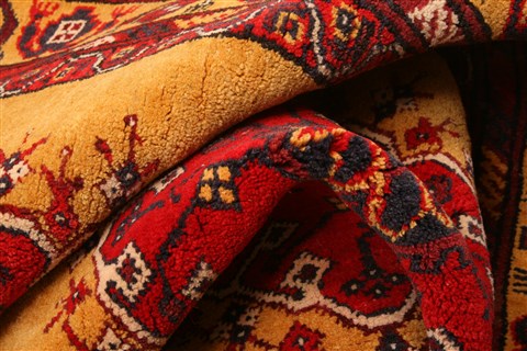 Kizalayak Red Hand Knotted 42 X 61 Area Rug 253-30128 Image 1