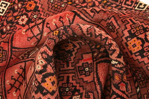 Kizalayak Red Hand Knotted 39 X 56 Area Rug 253-30138 Image 1