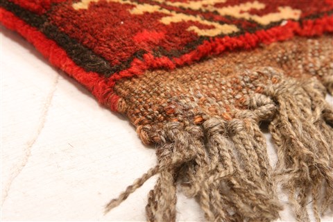 Bokhara Red Hand Knotted 34 X 65 Area Rug 253-30140 Image 5