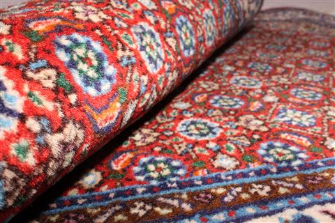 Mashad Red Hand Knotted 29 X 47 Area Rug 400-30149 Image 5