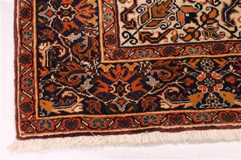 Heriz White Hand Knotted 53 X 610 Area Rug 254-30167 Image 1