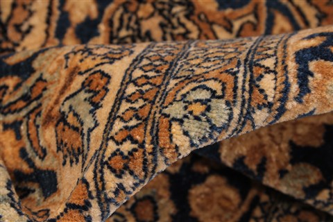 Isfahan Brown Hand Knotted 48 X 70 Area Rug 254-30173 Image 10