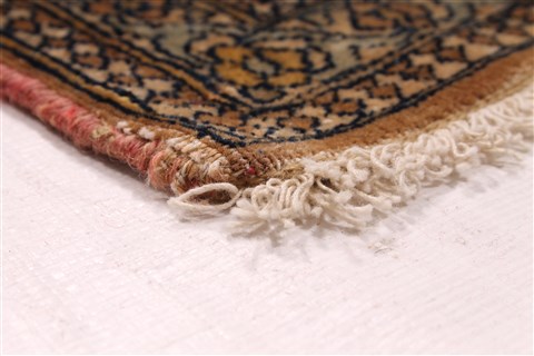 Isfahan Brown Hand Knotted 48 X 70 Area Rug 254-30173 Image 5