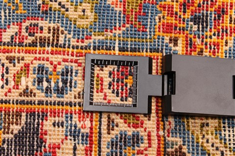 Kashan Red Hand Knotted 106 X 1610  Area Rug 250-30178 Image 10