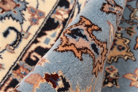 Nain Beige Hand Knotted 49 X 68 Area Rug 255-30186 Image 4