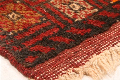 Kunduz Red Hand Knotted 42 X 61 Area Rug 253-30187 Image 9