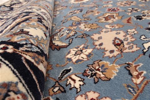 Nain Beige Hand Knotted 40 X 67 Area Rug 255-30188 Image 1