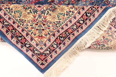 Kerman Red Hand Knotted 60 X 69 Area Rug 255-30197 Image 11