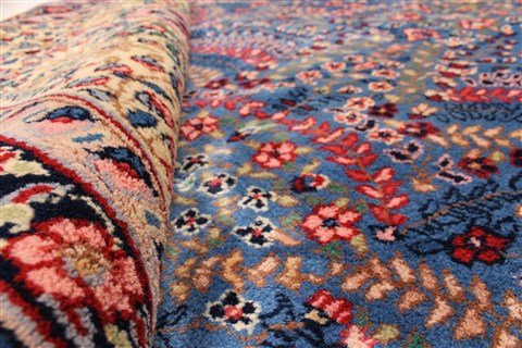 Kerman Red Hand Knotted 60 X 69 Area Rug 255-30197 Image 12