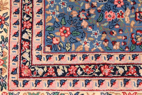 Kerman Red Hand Knotted 60 X 69 Area Rug 255-30197 Image 7