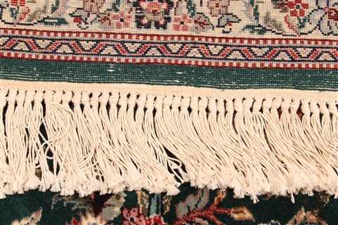Kashan Beige Hand Knotted 60 X 93 Area Rug 255-30198 Image 9