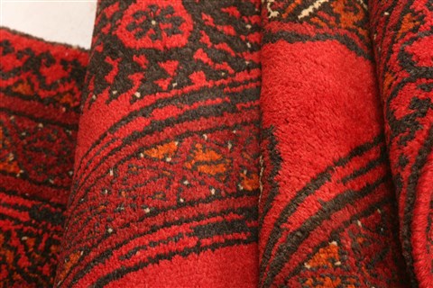 Kunduz Red Hand Knotted 36 X 67  Area Rug 100-30200 Image 2