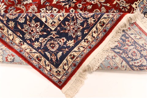 Isfahan Beige Hand Knotted 66 X 99 Area Rug 255-30201 Image 12