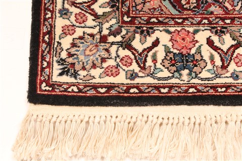 Qum Red Runner Hand Knotted 27 X 120 Area Rug 255-30206 Image 4