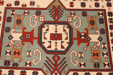 Kazak Beige Hand Knotted 51 X 89 Area Rug 255-30214 Image 5