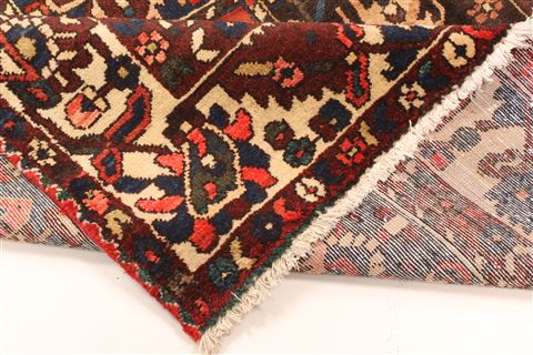 Bakhtiar Beige Hand Knotted 72 X 96 Area Rug 255-30218 Image 1