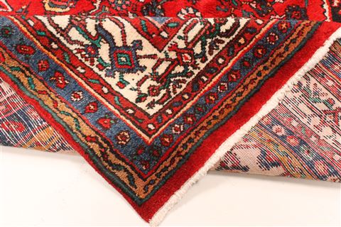 Heriz Red Hand Knotted 70 X 100 Area Rug 255-30219 Image 11