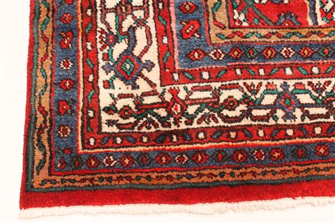 Heriz Red Hand Knotted 70 X 100 Area Rug 255-30219 Image 4