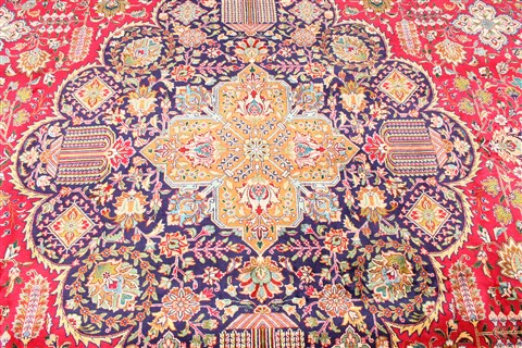 Tabriz Blue Hand Knotted 132 X 190 Area Rug 254-30230 Image 2