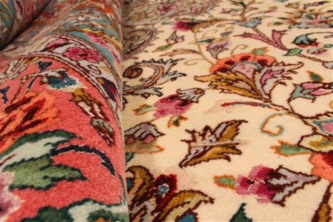 Tabriz Beige Square Hand Knotted 130 X 138 Area Rug 254-30232 Image 10