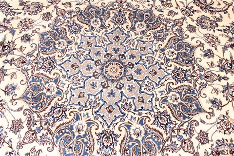 Nain White Hand Knotted 135 X 2011 Area Rug 254-30238 Image 3