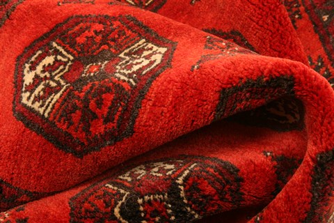 Bokhara Red Hand Knotted 35 X 65 Area Rug 100-30250 Image 1