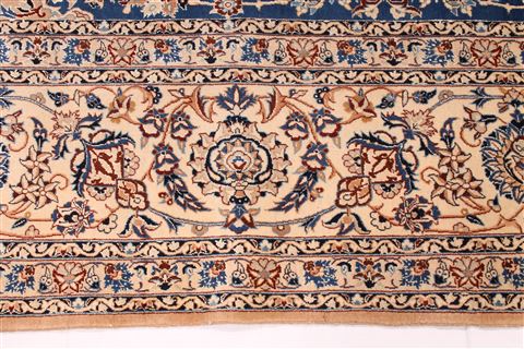 Nain Beige Hand Knotted 86 X 1210 Area Rug 254-30259 Image 4
