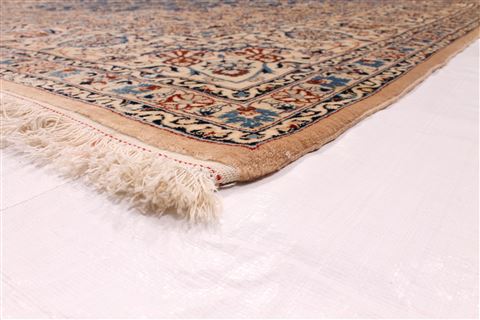 Nain Beige Hand Knotted 86 X 1210 Area Rug 254-30259 Image 6