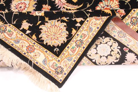 Tabriz Beige Hand Knotted 83 X 105 Area Rug 254-30262 Image 9