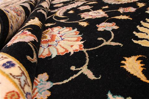 Tabriz Beige Hand Knotted 83 X 105 Area Rug 254-30262 Image 10