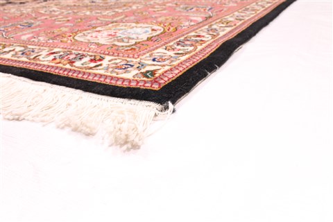 Tabriz Purple Hand Knotted 83 X 88 Area Rug 254-30265 Image 5