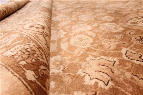 Tabriz Beige Hand Knotted 97 X 129 Area Rug 254-30271 Image 12