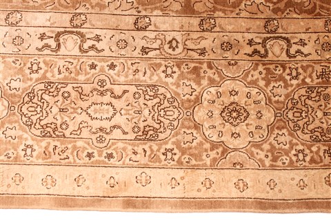 Tabriz Beige Hand Knotted 97 X 129 Area Rug 254-30271 Image 5