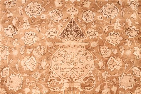 Tabriz Beige Hand Knotted 97 X 129 Area Rug 254-30271 Image 3