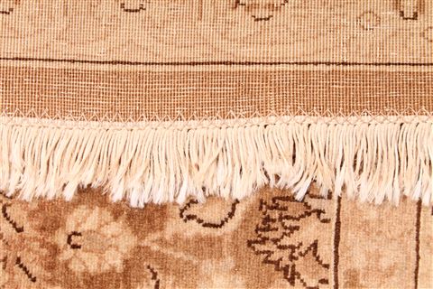 Tabriz Beige Hand Knotted 97 X 129 Area Rug 254-30271 Image 9