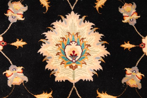 Tabriz Beige Hand Knotted 117 X 157 Area Rug 254-30278 Image 6