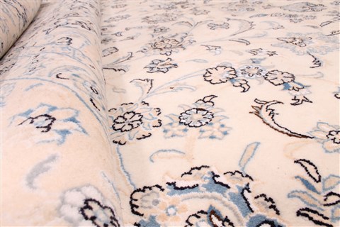 Nain Blue Hand Knotted 100 X 135 Area Rug 254-30281 Image 10
